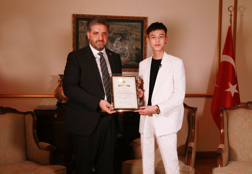 Dialogue with Emin Onen Episode 1： Meet with Romantic Turkey